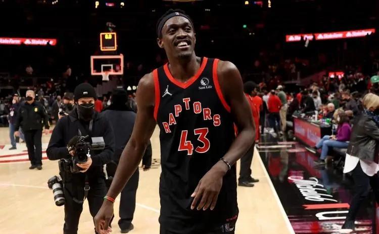 关于西亚卡姆迎来二十赛季高光表现，加拿大队球迷沸腾！的信息-爱游戏ayx官网